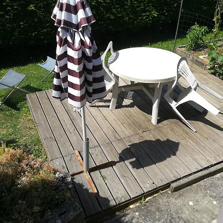 Le Ti'Roussat Bed & Breakfast Saint-André-de-Cubzac Exterior foto